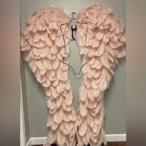 Victoria Secret wings Blush ostrich feather wings used for photo shoots